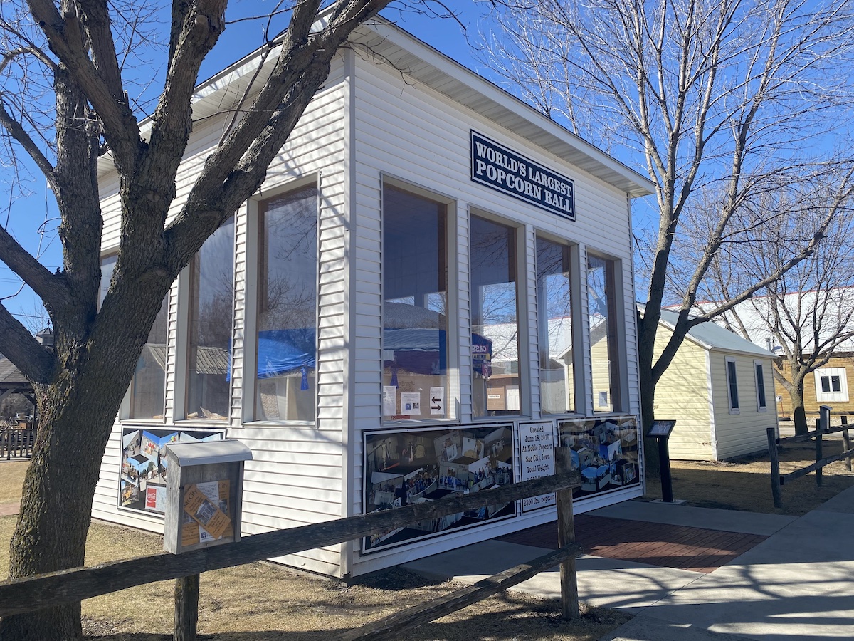 Worlds Largest Popcorn Ball World’s Largest Popcorn Ball