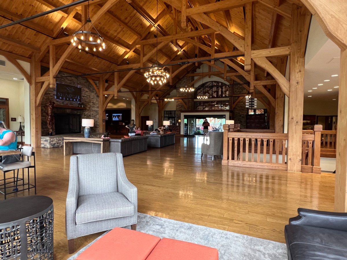Stonewall Resort State Park Lodge
